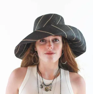 5" & 7" Wide Brim Pinstripe Packable Straw Sun Hats: Black Pinstripes / 5" Brim