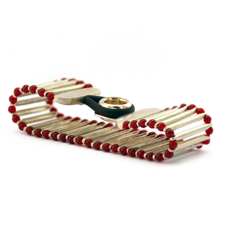 Flexi feel - silver red Agate jewelry