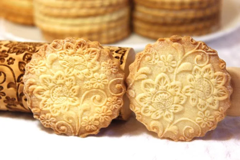 Flowers Embossed Rolling Pin, Valentine's Day,Clay Stamp,Shortbread Sugar Cookie, Christmas Gift