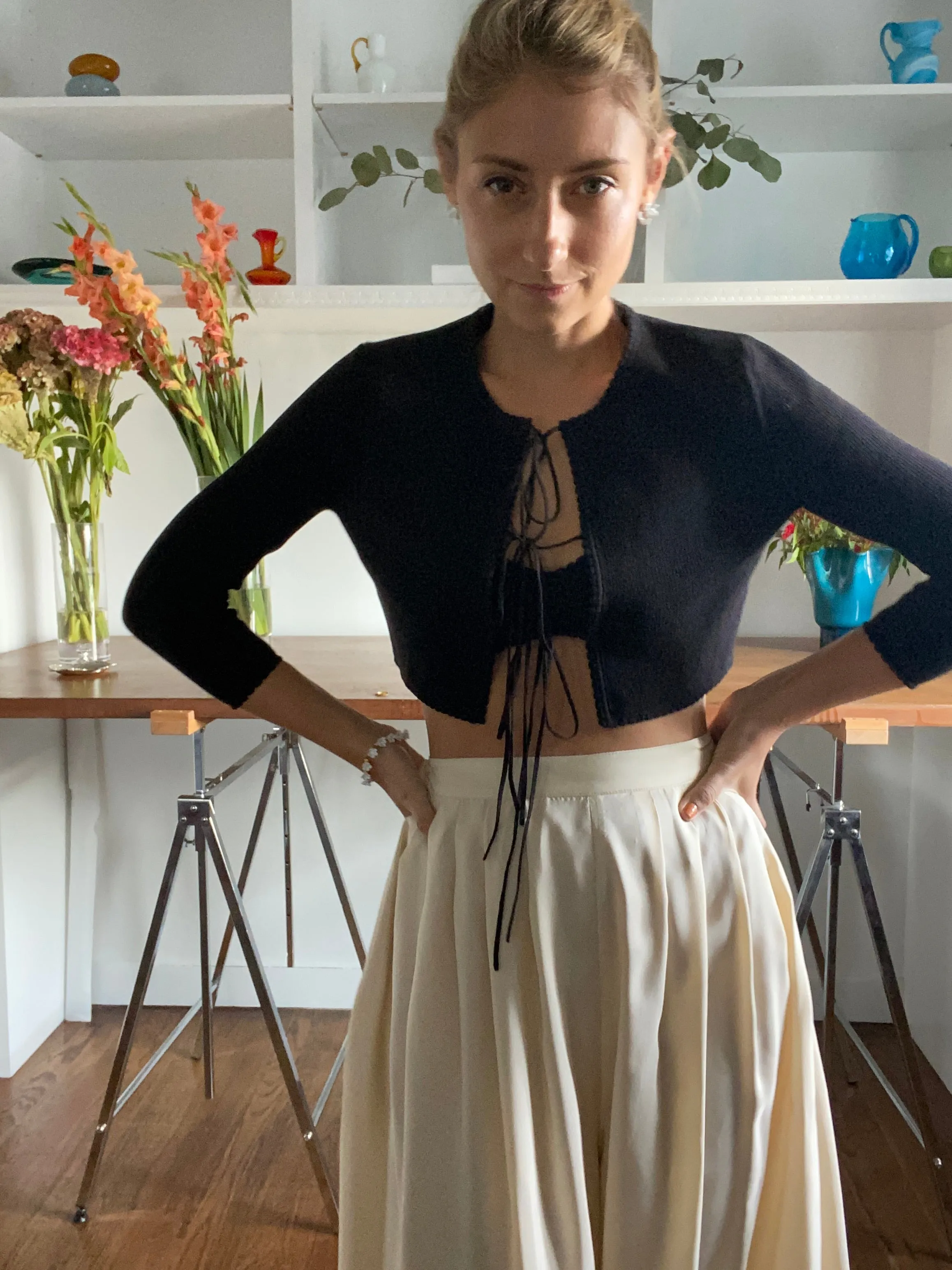 JENNY SCALLOPED CARDIGAN IN SUPERBLACK