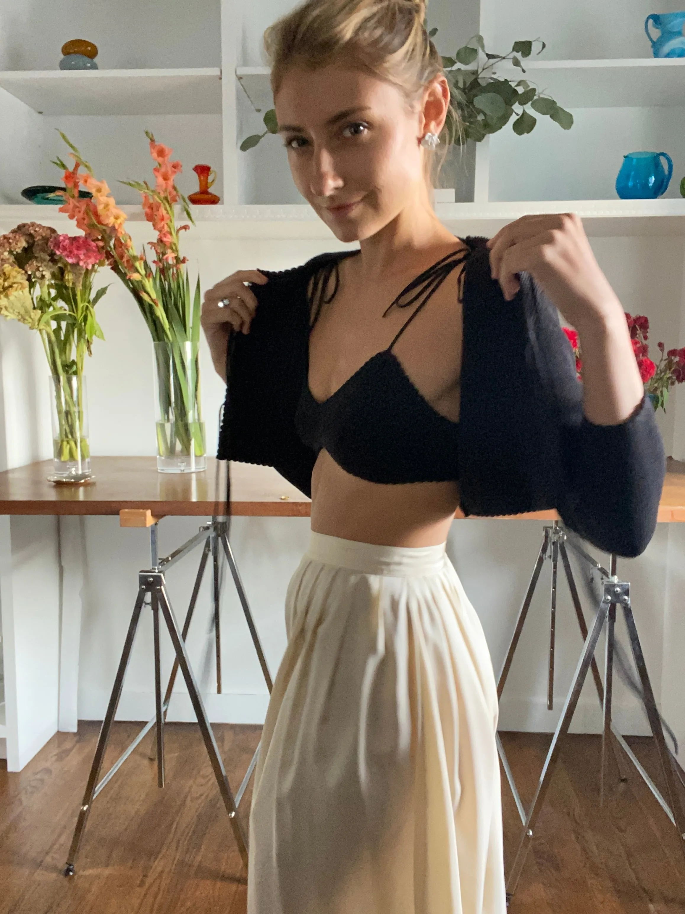 JENNY SCALLOPED CARDIGAN IN SUPERBLACK
