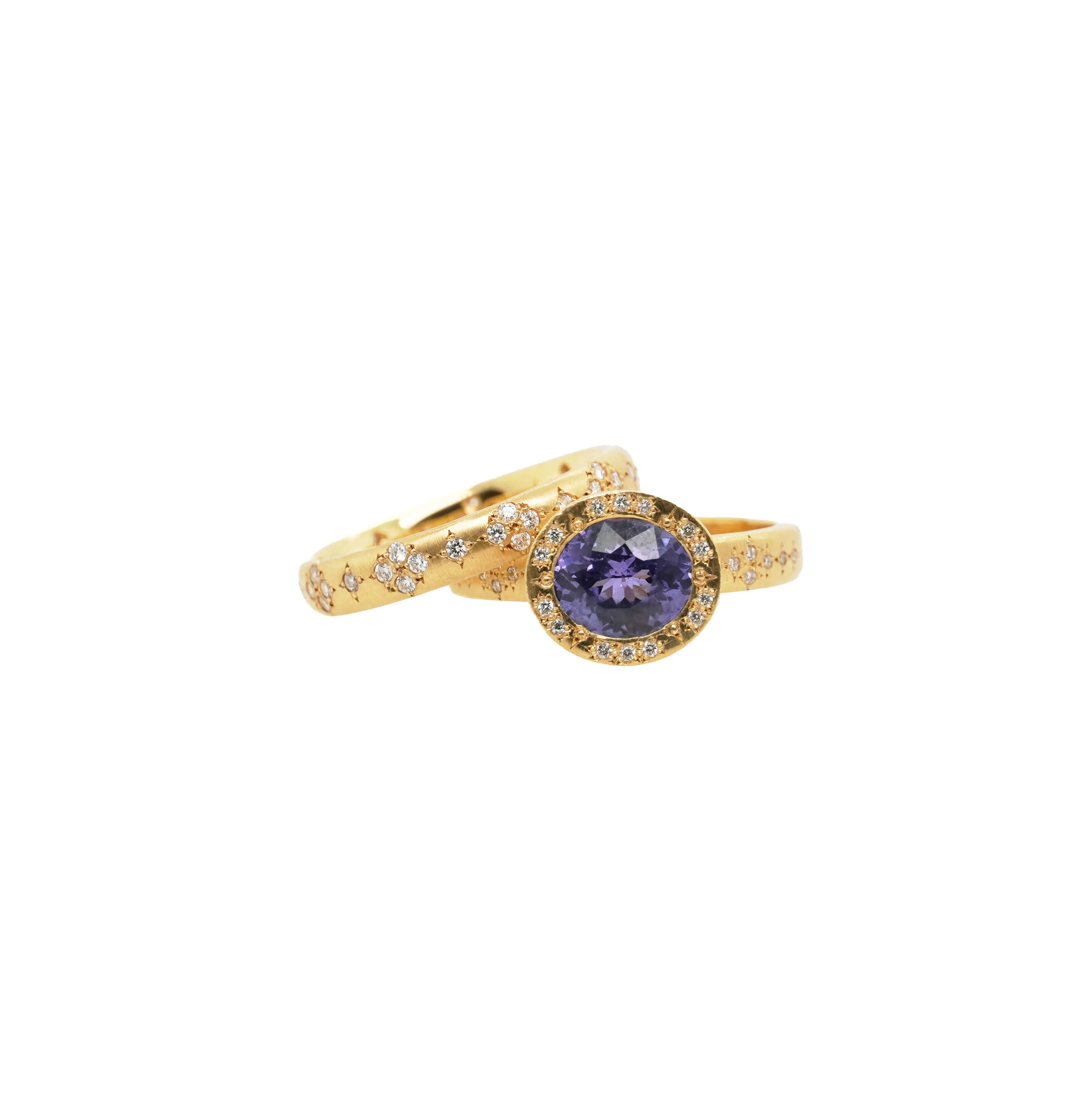 Oval Sapphire Beaded Horizon Ring