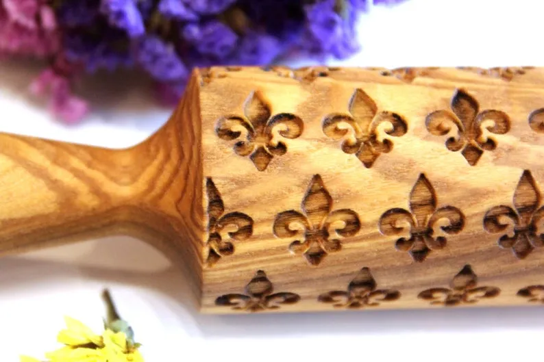 Pin Fleur de Lis 1 Embossed Rolling , Engraved Christmas Gift , Clay Stamp, Baking Gift